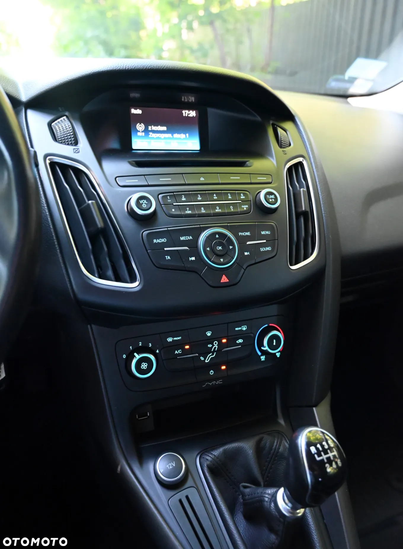 Ford Focus - 30