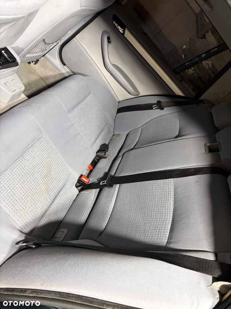BMW Seria 3 - 10
