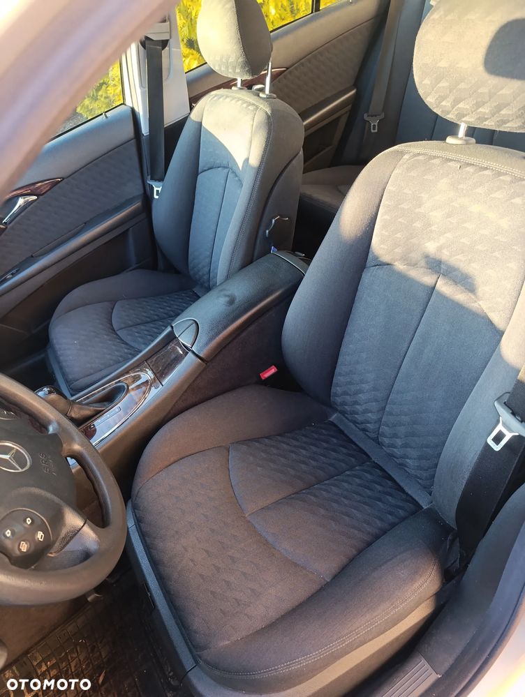 Mercedes-Benz Klasa E 200 Kompressor Automatik Classic - 6