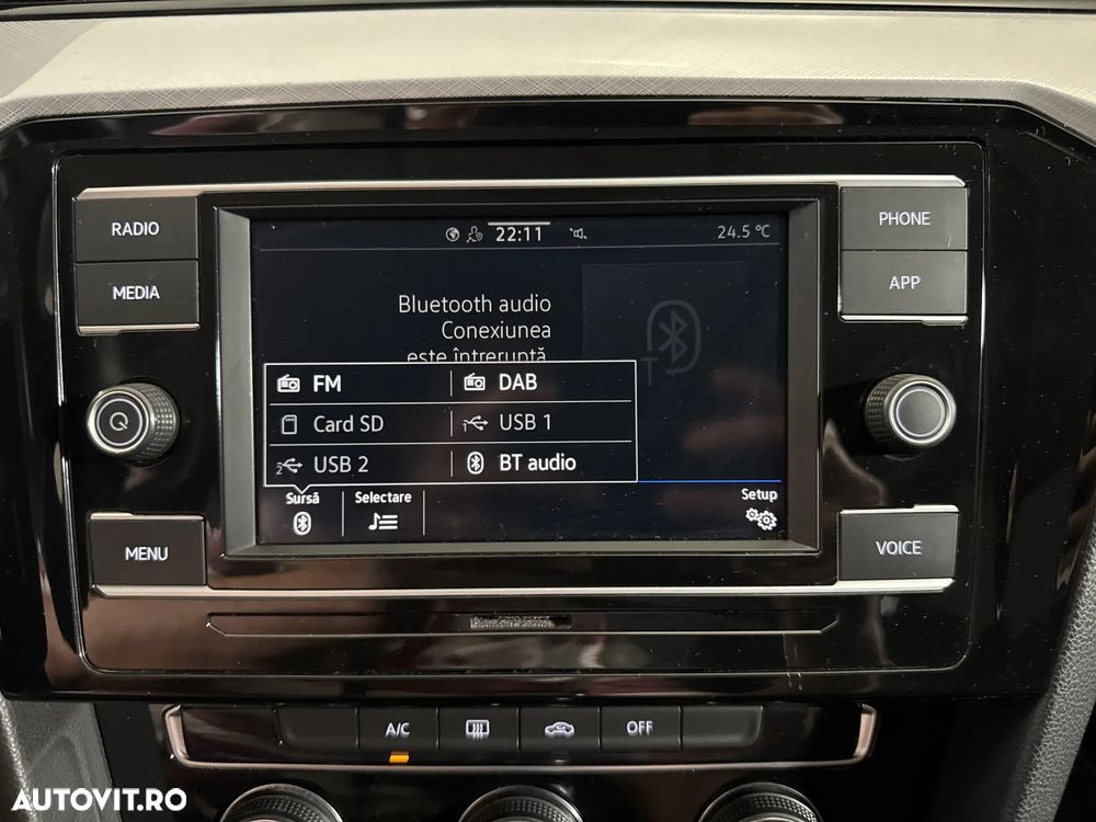 Volkswagen Passat - 19
