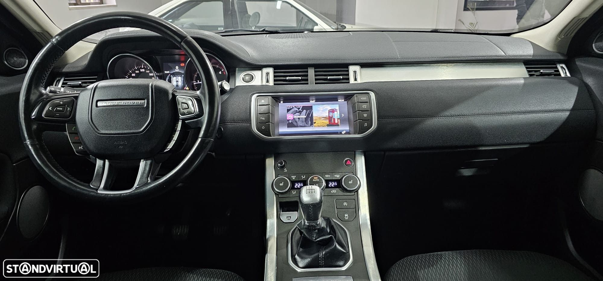 Land Rover Range Rover Evoque 2.0 eD4 SE Dynamic - 16