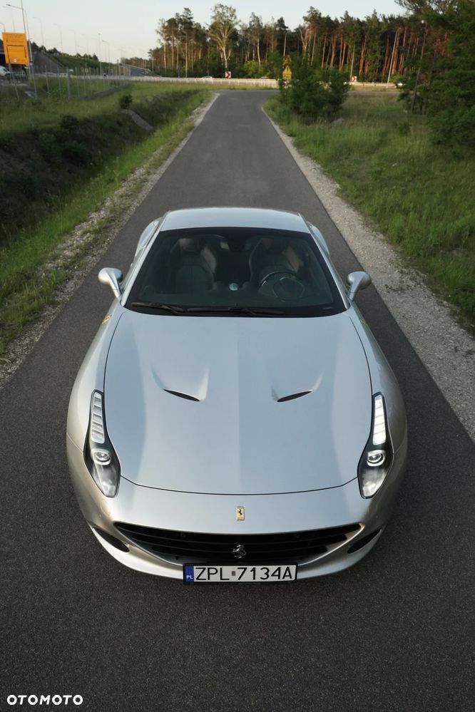 Ferrari California T - 24