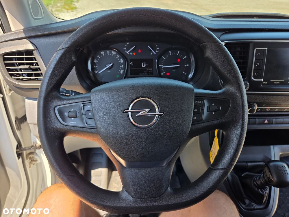 Opel Vivaro - 22