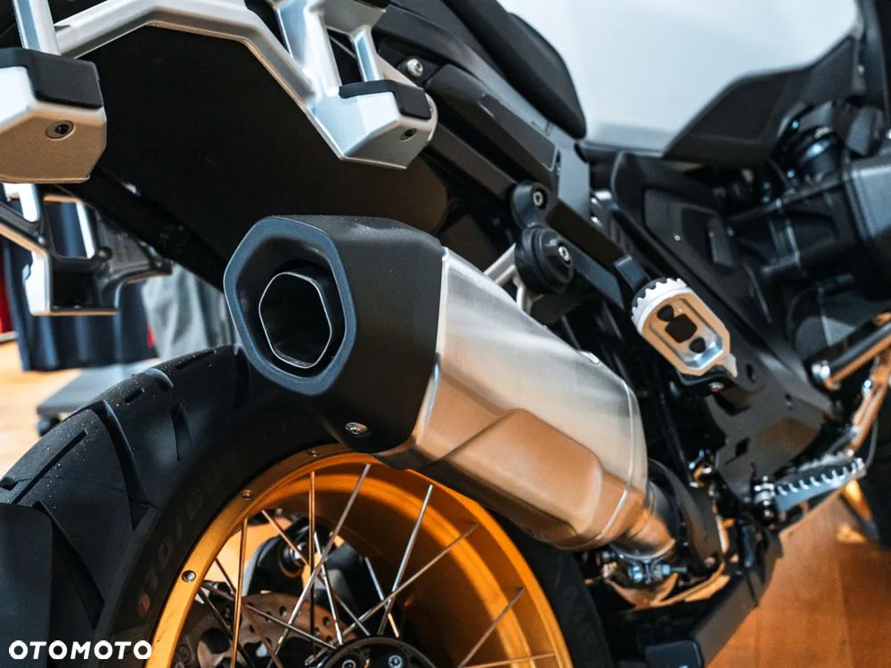 BMW R - 9
