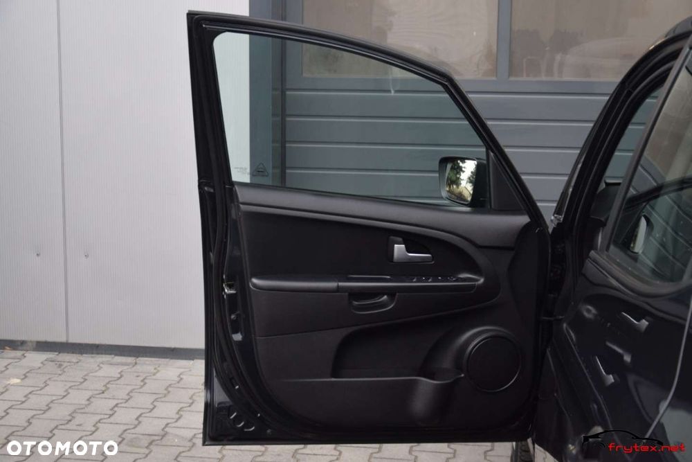 Kia Venga - 14