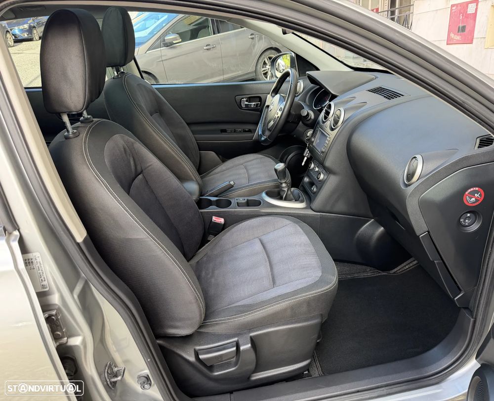 Nissan Qashqai 1.5 dCi Tekna Premium 17 - 20