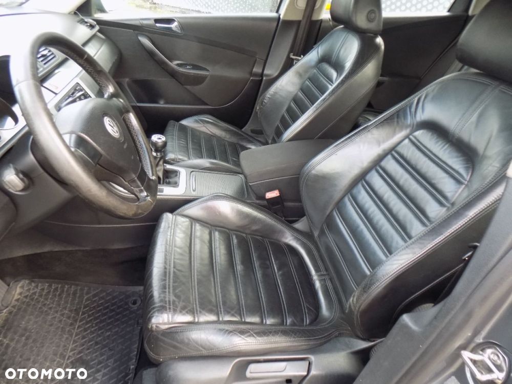 Volkswagen Passat - 6