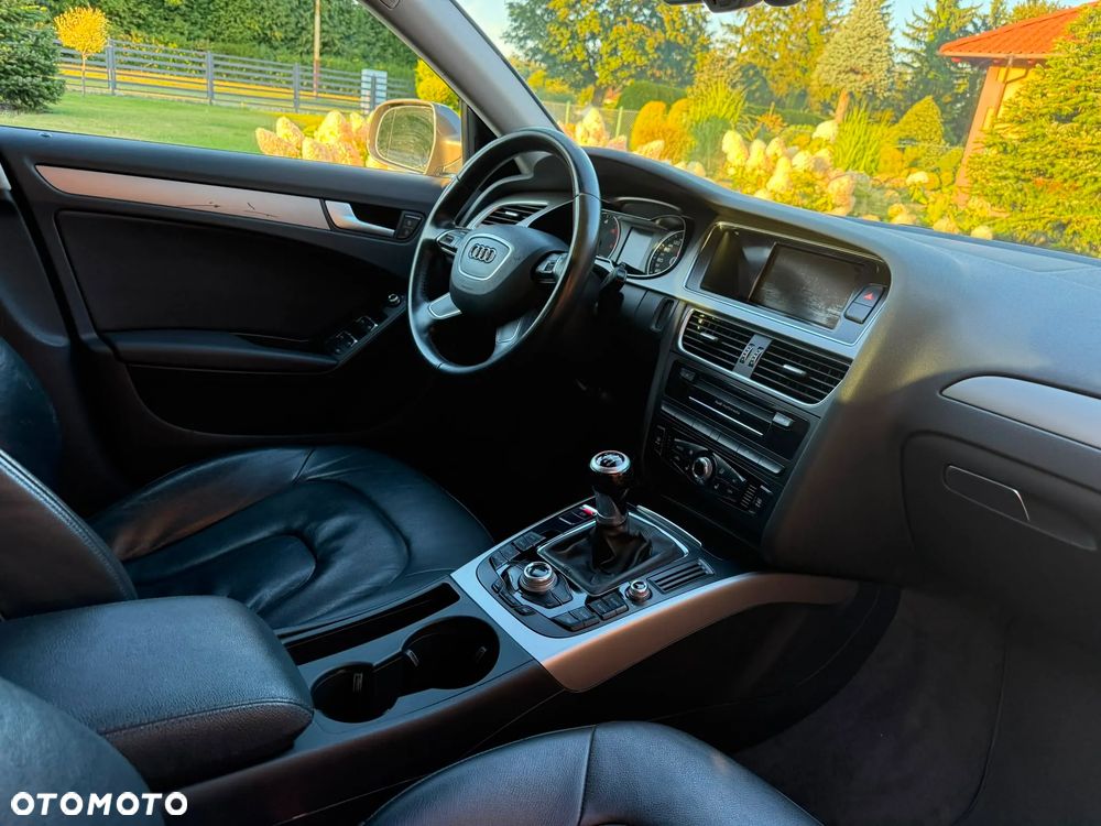 Audi A4 Avant 2.0 TDI - 8