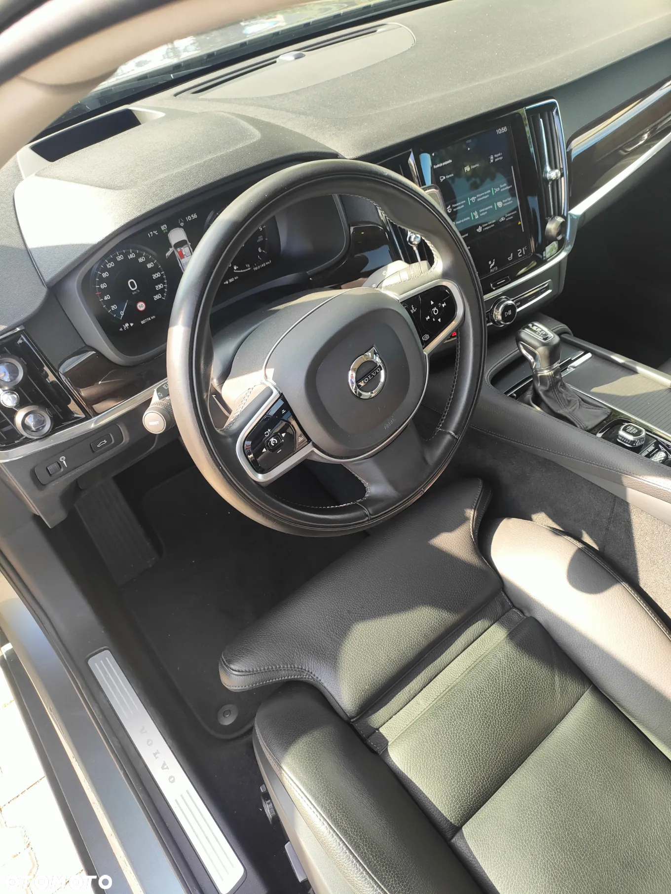 Volvo S90 D5 SCR AWD Momentum Pro - 20
