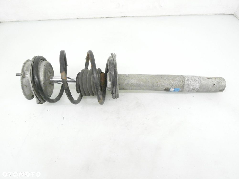 MCPERSON PRAWY PRZEDNI BMW 5 E39 525 tds 143 - M51 D25 824904000113 556832 - 1
