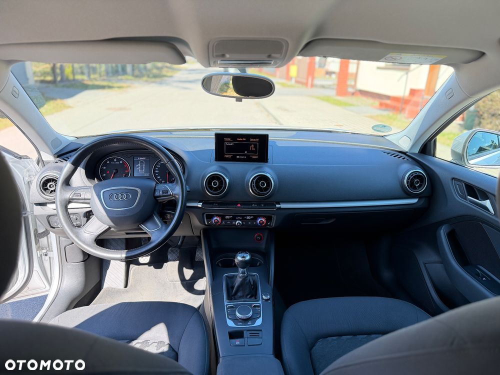 Audi A3 Sportback 1.4 TFSI Ambition - 24