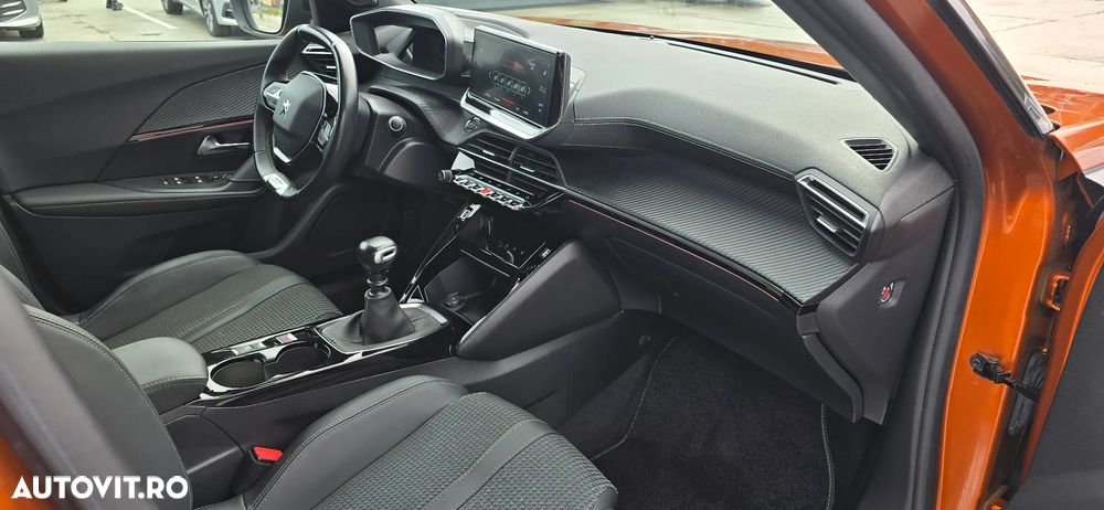 Peugeot 2008 PureTech 130 Stop&Start GT-Line Edition - 14