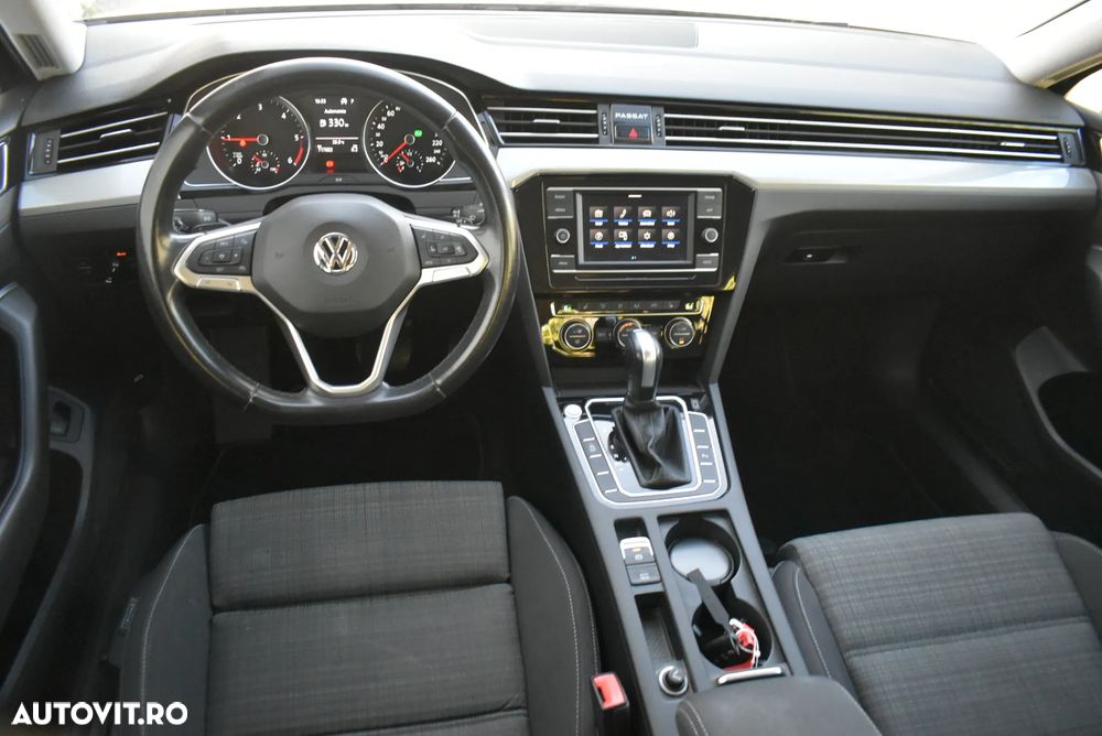 Volkswagen Passat 2.0 TDI DSG Comfortline - 16