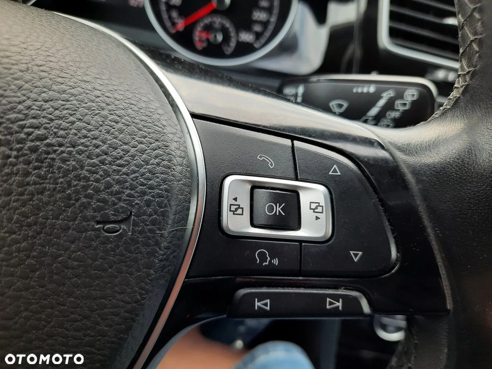 Volkswagen Golf 1.6 TDI DPF Comfortline - 30