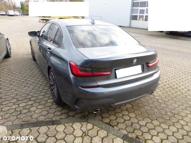 BMW Seria 3 320d Edition M Sport Shadow - 3