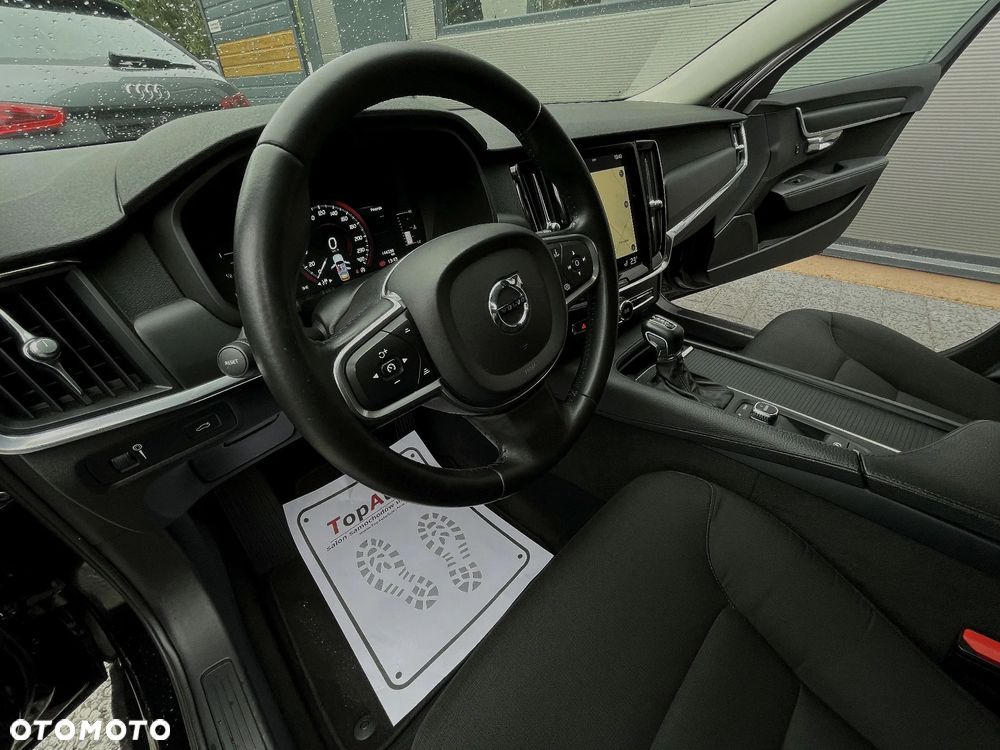 Volvo V90 D4 SCR Momentum - 20