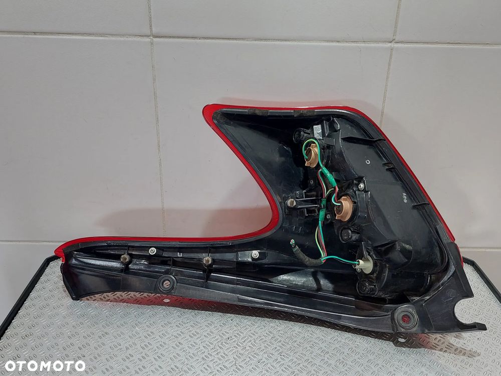 LAMPA TYŁ LEWA NISSAN JUKE R2011 - 3