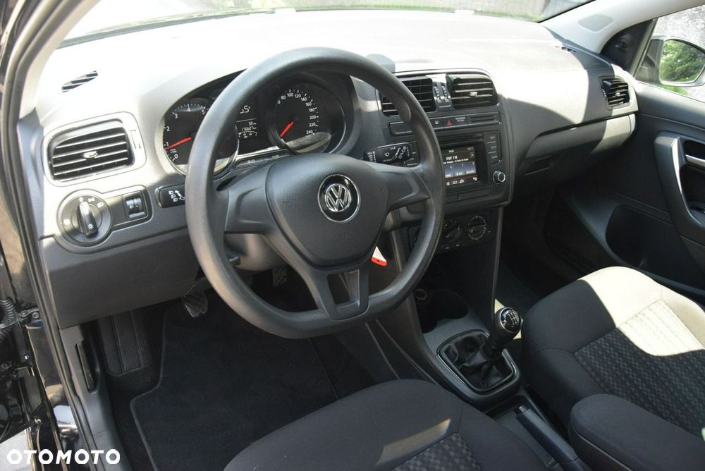 Volkswagen Polo 1.0 Trendline - 34