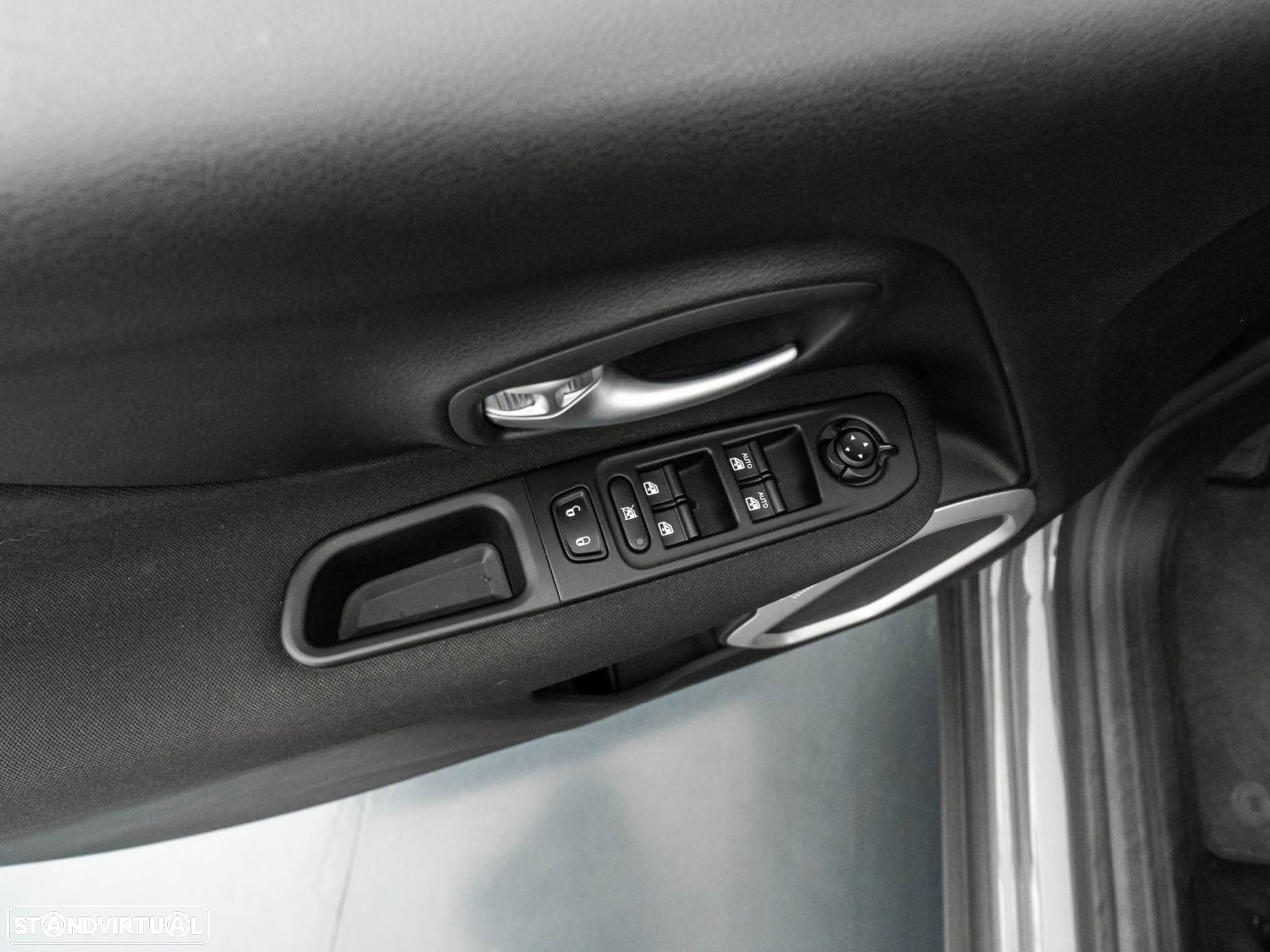 Jeep Renegade 1.0 T Sport - 17