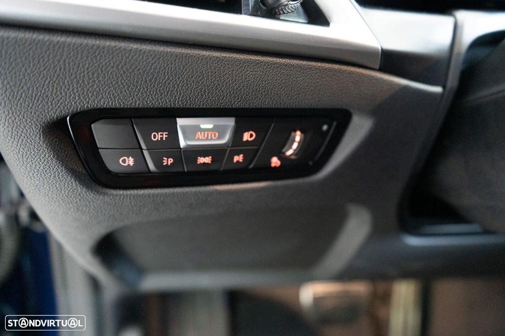 BMW i4 eDrive40 Pack Desportivo M - 34