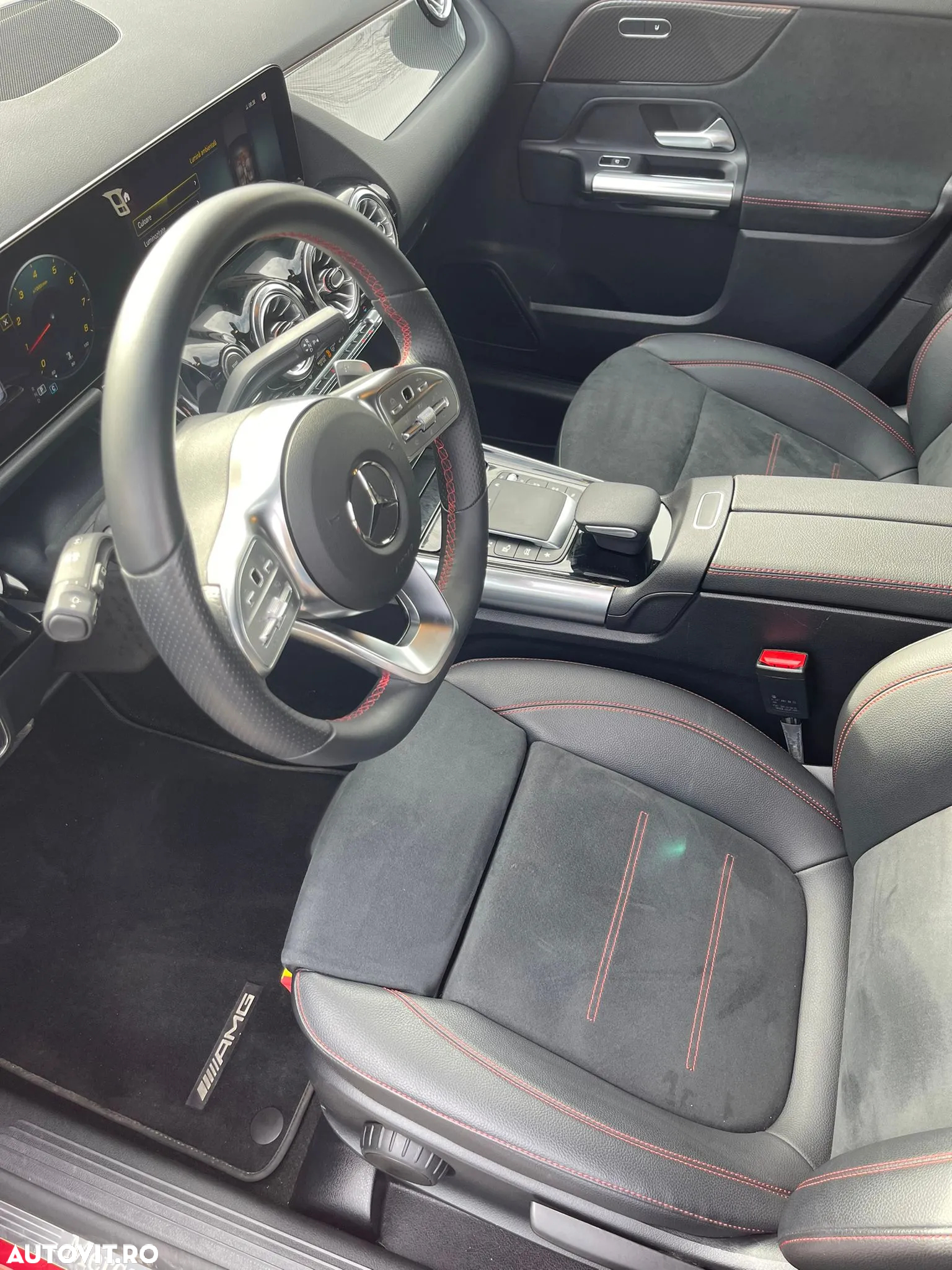 Mercedes-Benz GLA 200 4MATIC Aut. - 13