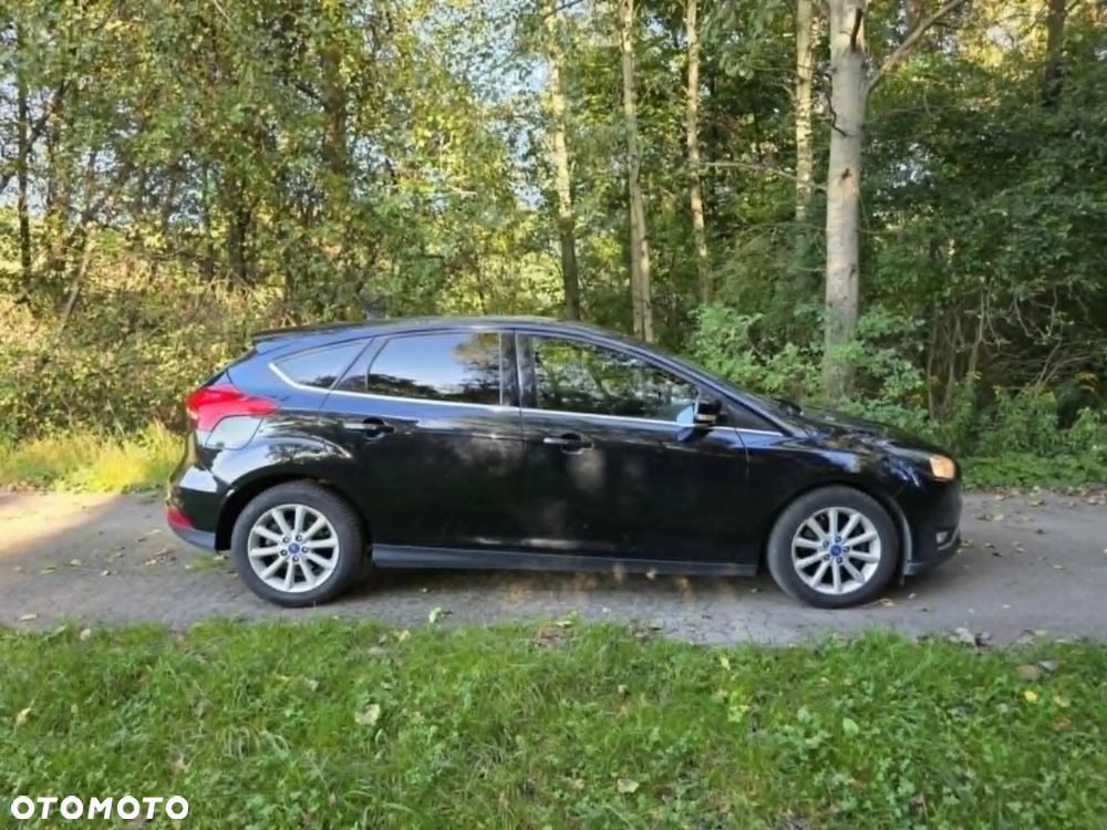 Ford Focus 1.5 EcoBoost Titanium ASS - 3