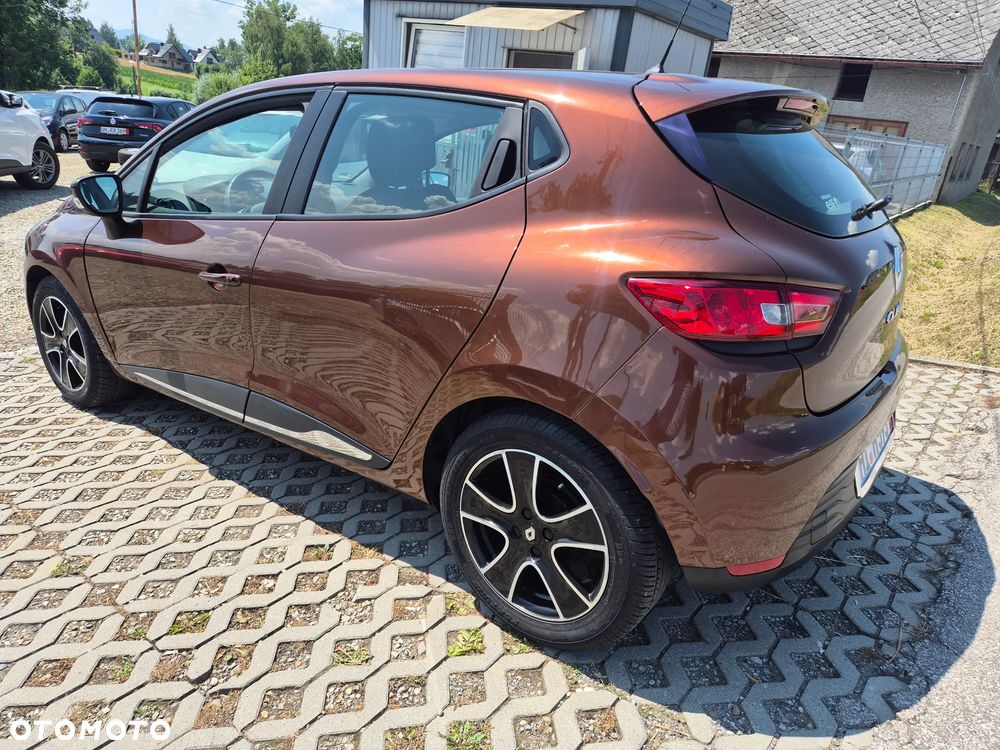 Renault Clio 1.2 16V 75 Authentique - 5