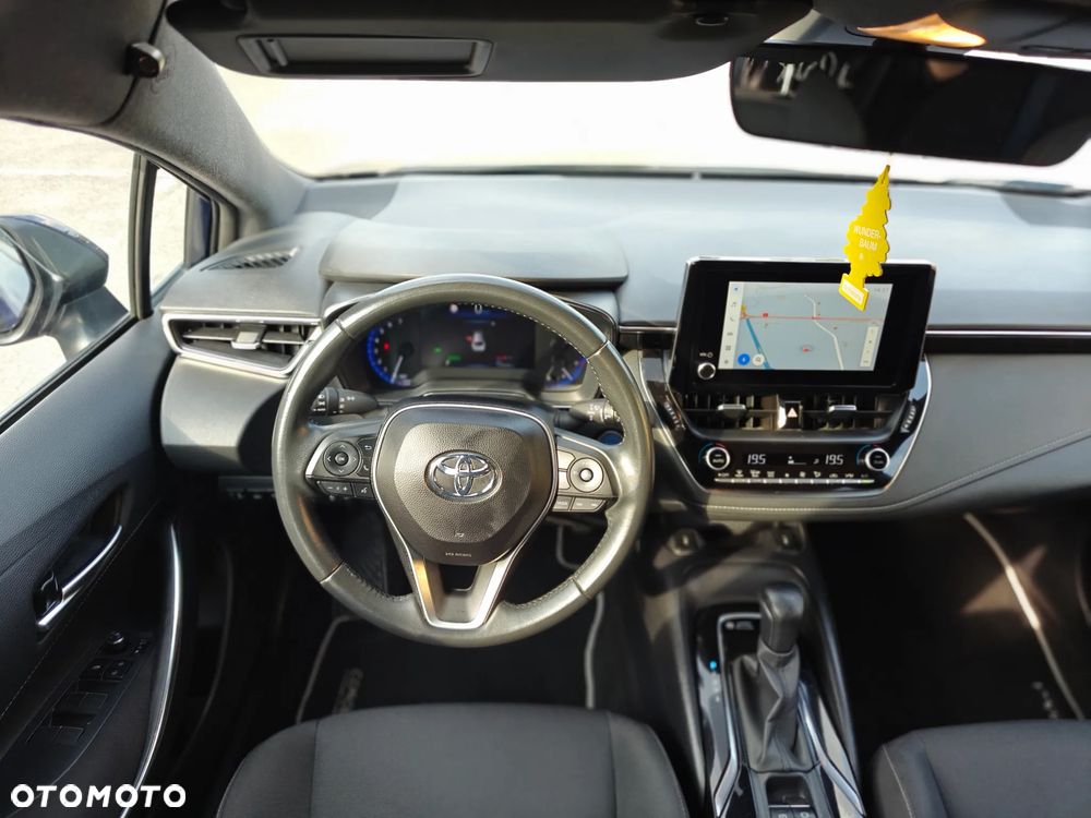 Toyota Corolla 1.8 Hybrid Selection - 8