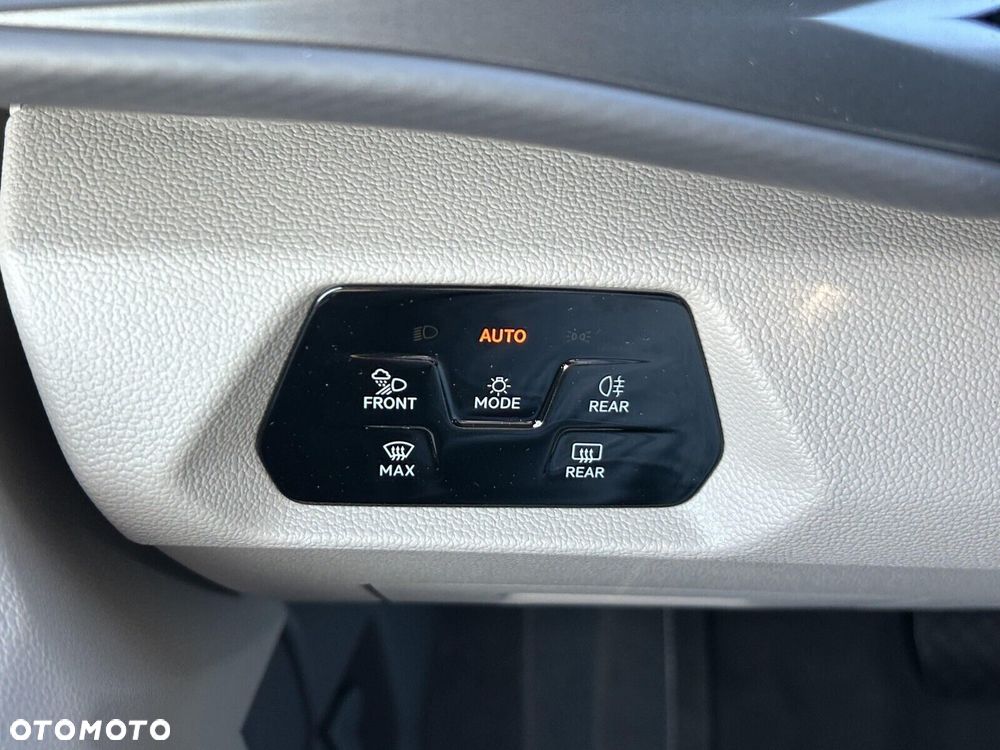 Volkswagen Multivan 2.0 TDI L2 Family DSG - 33
