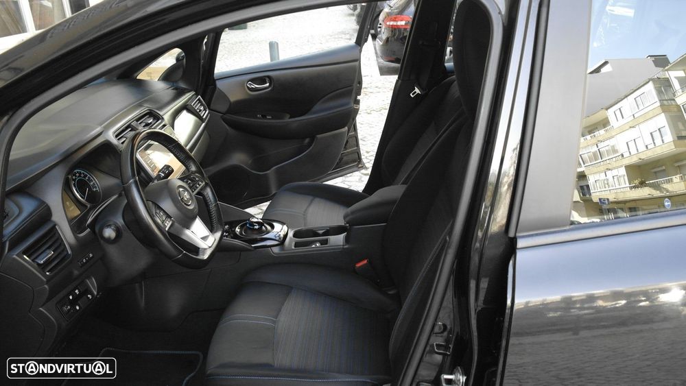 Nissan Leaf Acenta - 26
