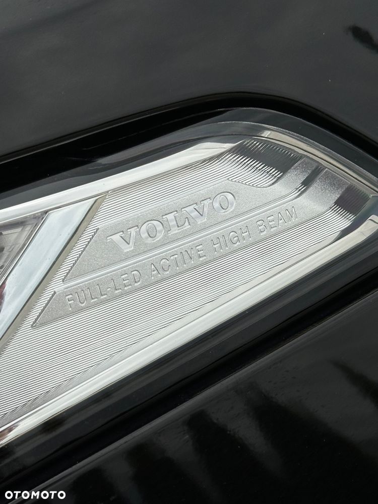 Volvo XC 90 D5 AWD Geartronic Inscription - 32