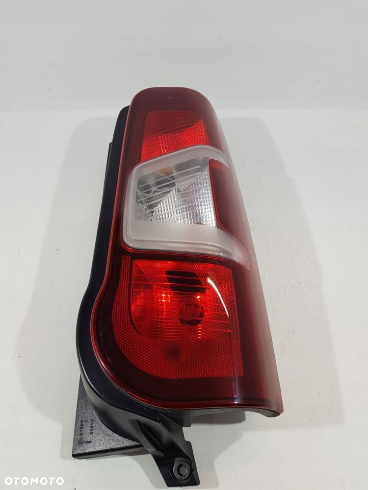 lampa prawa prawy przód 9820554880 opel combo e berlingo iv rifter 21r eu - 2