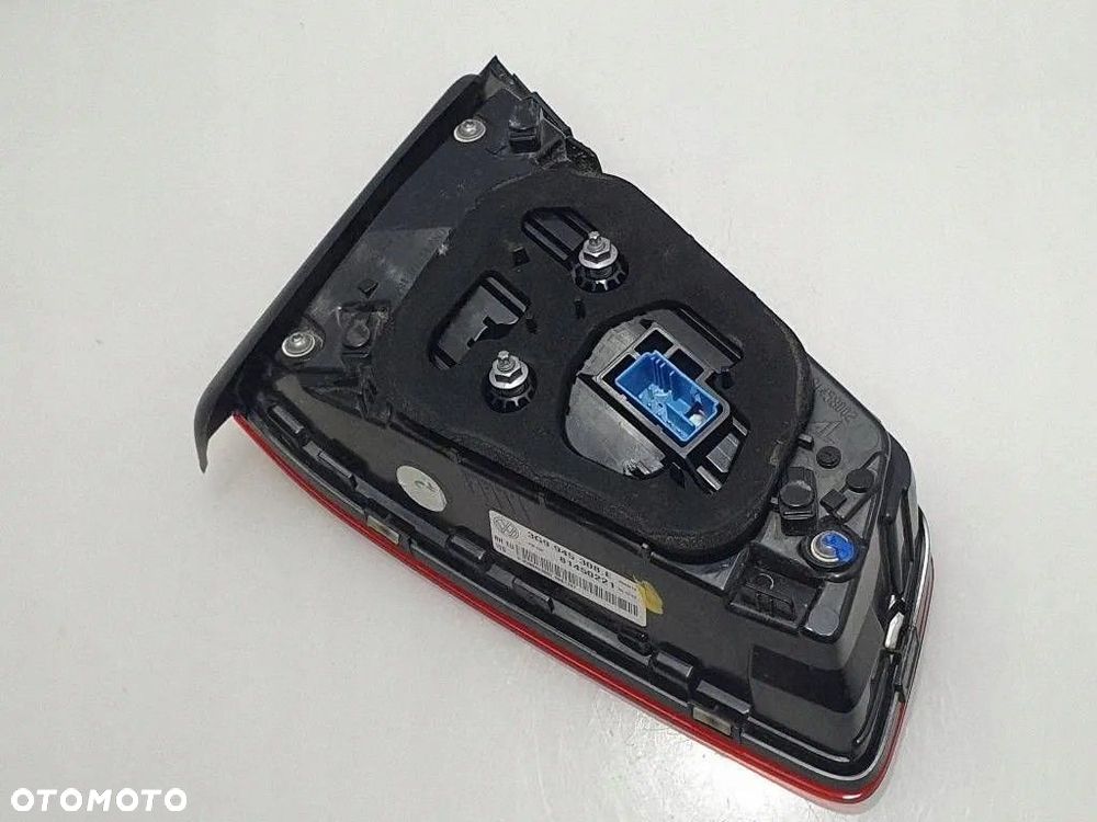 VW PASSAT kombi B8 2019 Lampa tylna w klapie prawa 3G9945308E super stan - 8