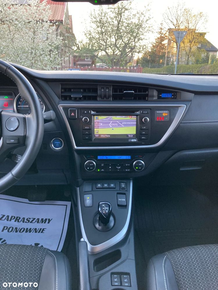 Toyota Auris 1.8 HSD Luna - 16