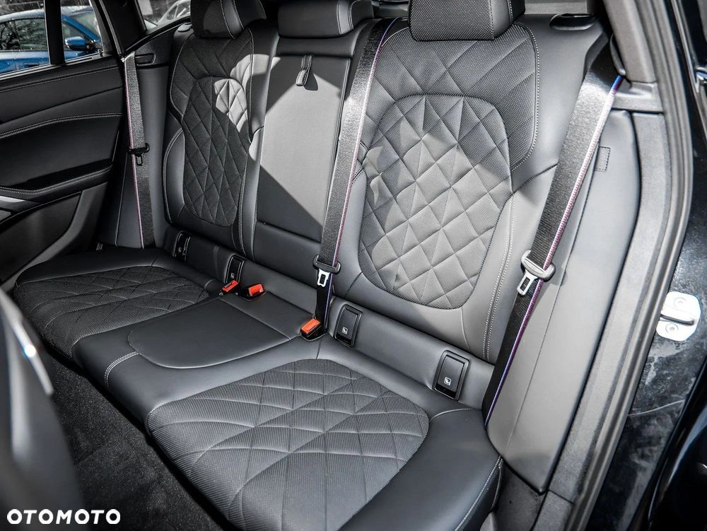 BMW X6 - 16