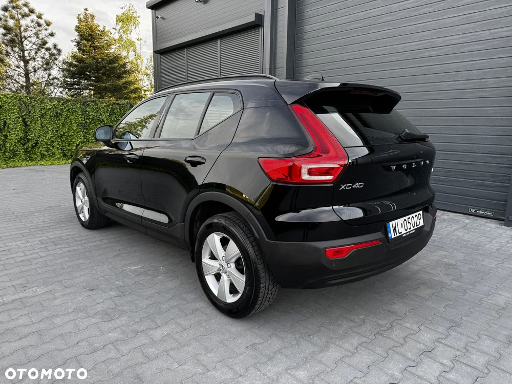 Volvo XC 40 T3 Momentum - 2