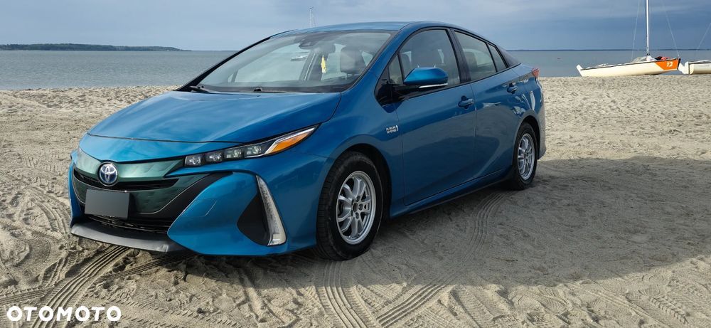 Toyota Prius Plug-in 1.8 Hybrid Executive - 1
