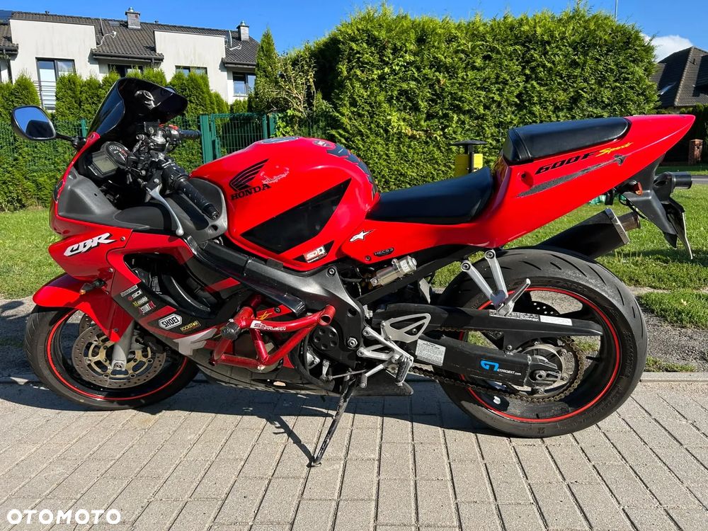 Honda CBR - 8