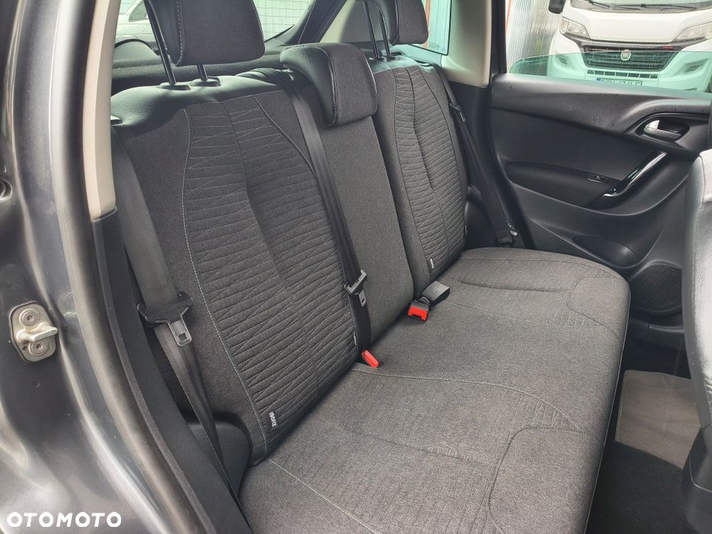 Citroën C3 Pure Tech (VTi) 82 Exclusive - 21