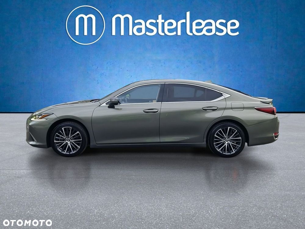 Lexus ES - 8