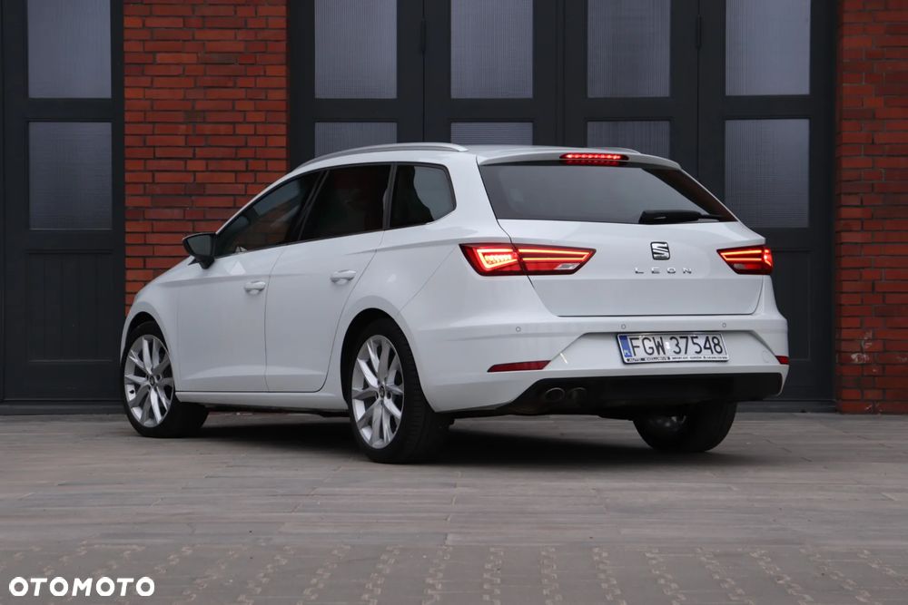 Seat Leon 2.0 TDI DSG Xcellence - 16