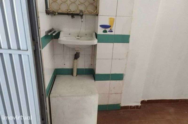 Vende-se Garagem - Grande imagem: 3/4