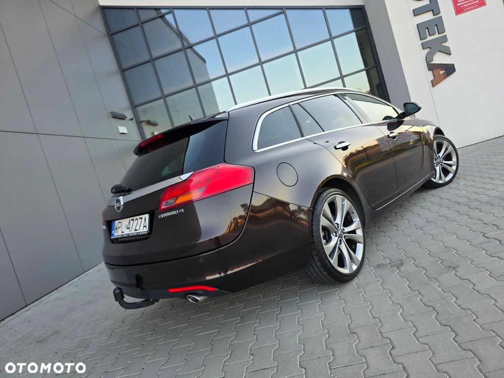 Opel Insignia 2.0 Bi Turbo CDTI 4x4 - 11