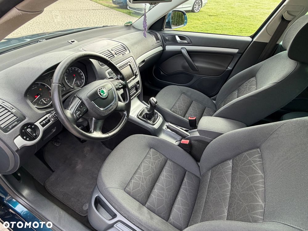 Skoda Octavia - 8