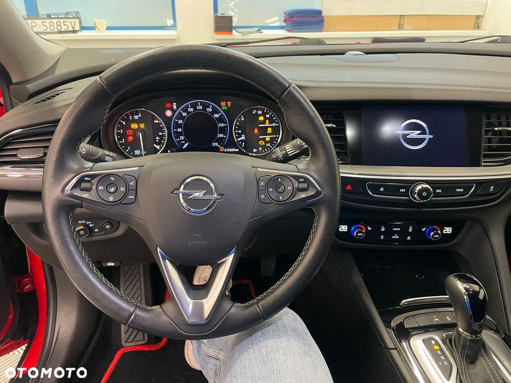 Opel Insignia - 22