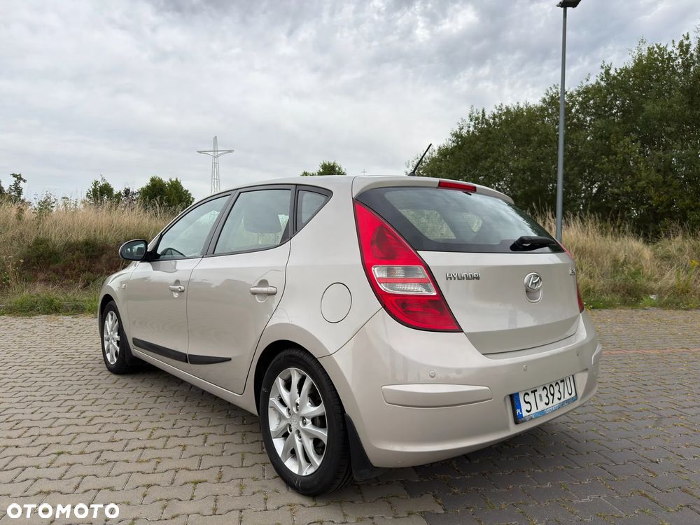 Hyundai i30 1.6 Comfort - 5