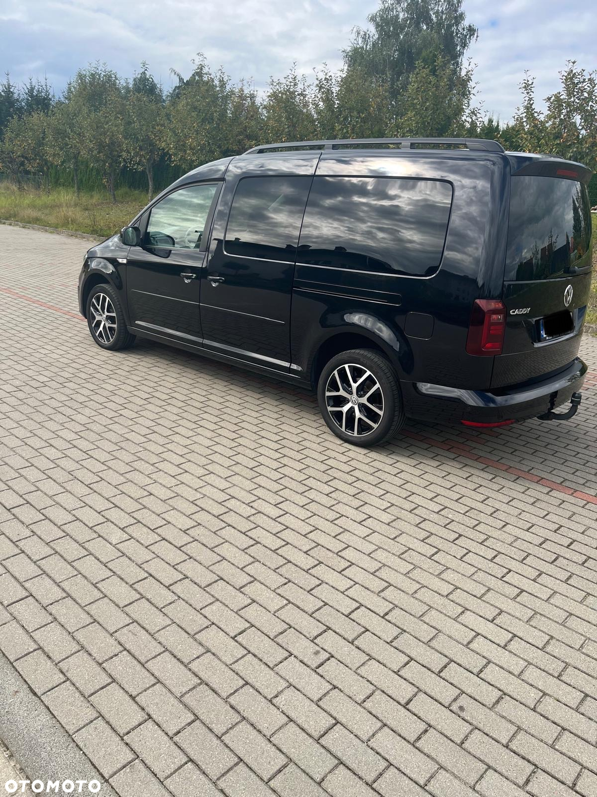 Volkswagen Caddy Maxi 2.0 TDI Comfortline - 4