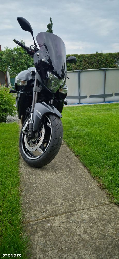 Suzuki GSX - 2