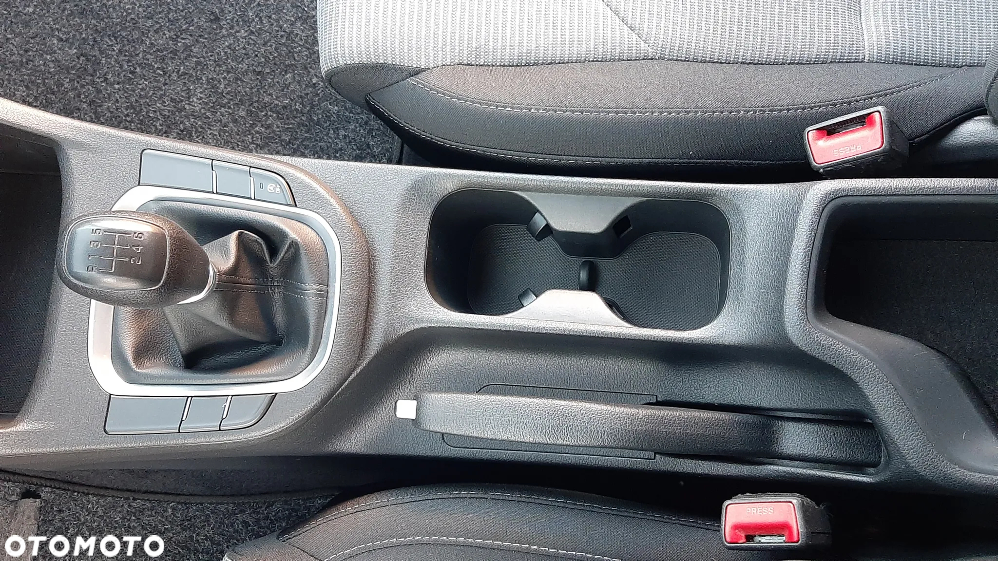 Hyundai i30 1.4 Advantage - 11