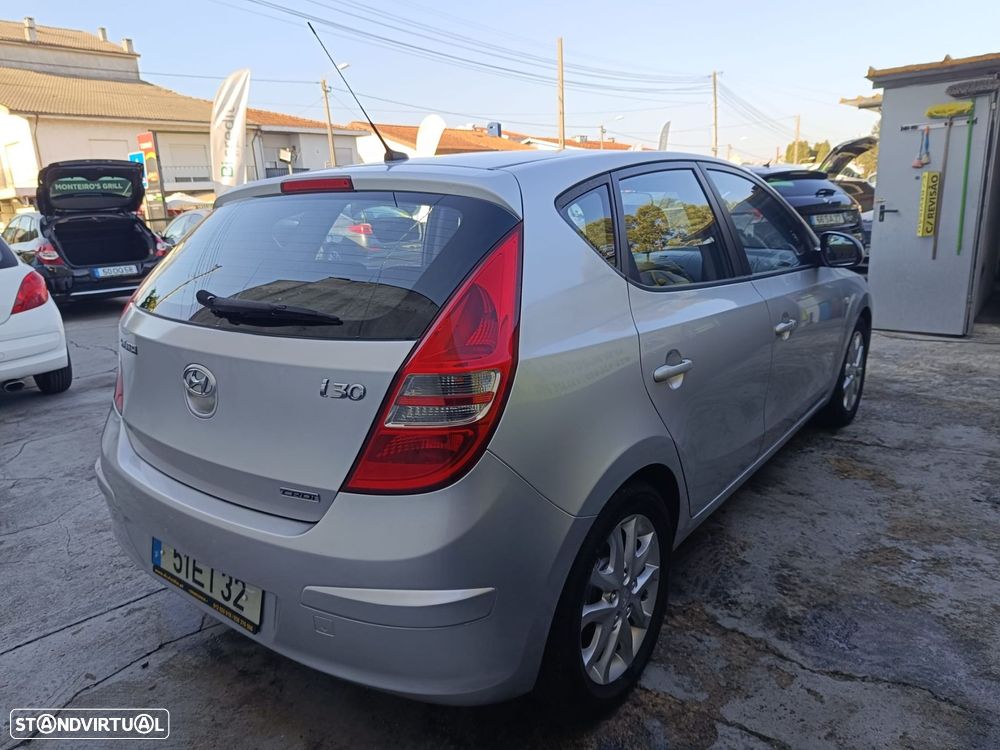 Hyundai i30 1.6 CRDI Classic - 13